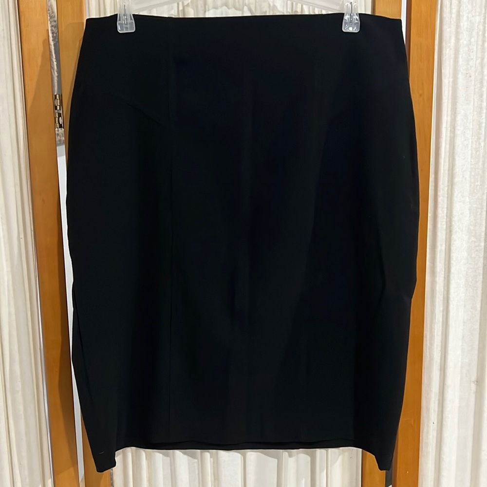 Like New JohnPaulRichard Pencil skirt size 10